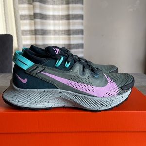 Nike Pegasus Trail 2 Women’s Sneakers Size 7 Green